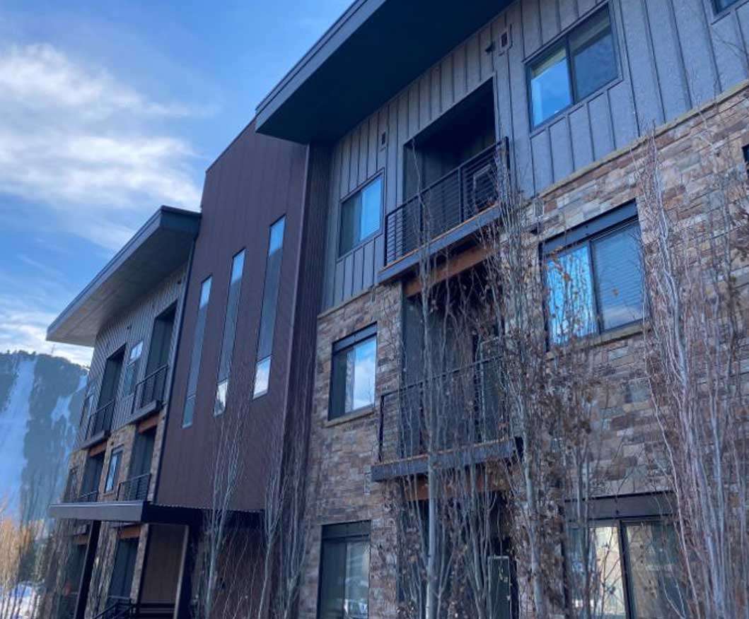 Hidden Hollow Apartments